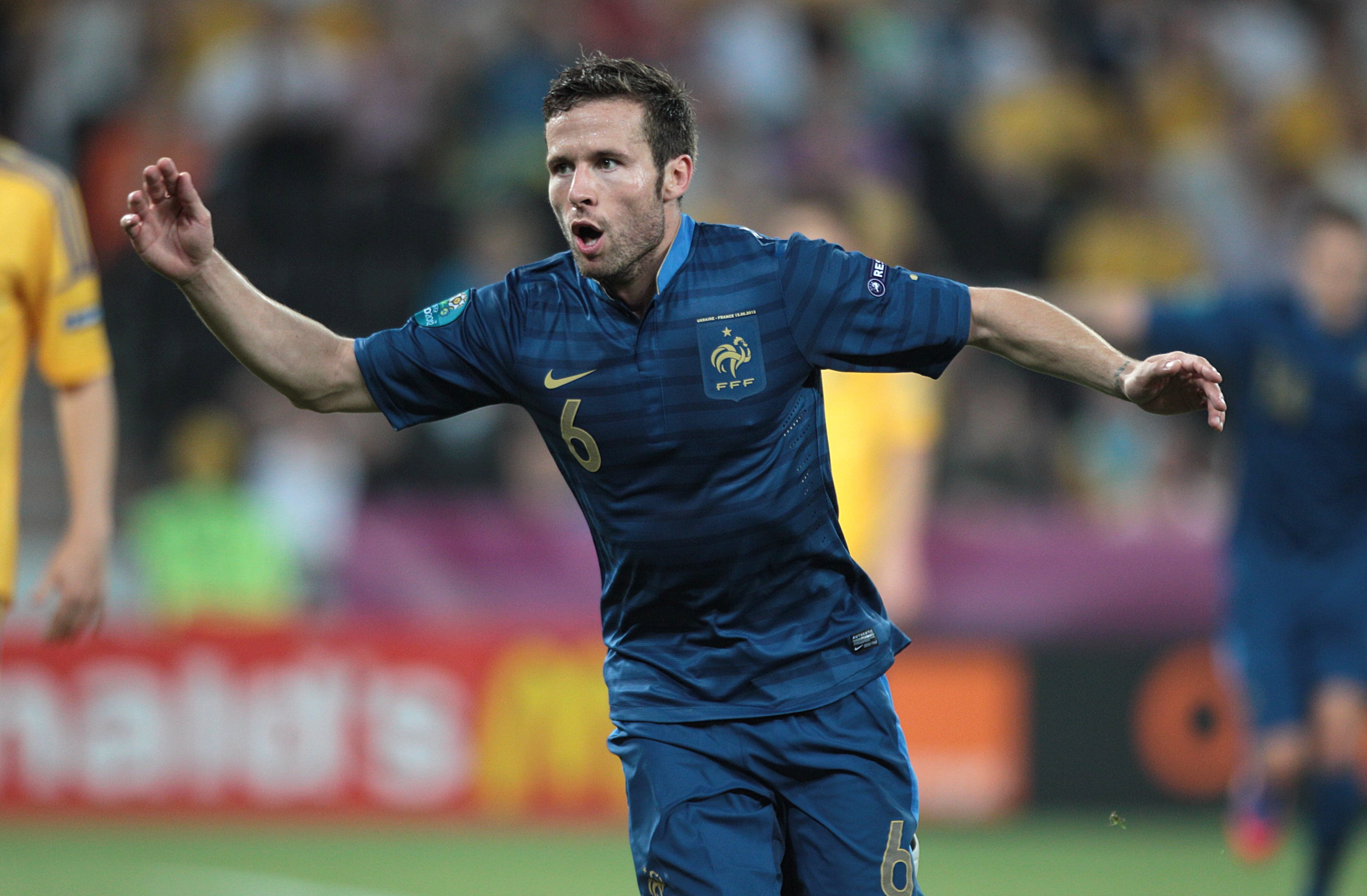 今晨托特纳姆备战法国杯，迎来里程碑细节曝光，态度坚定，更衣室氛围转暖(埃弗顿vs托特纳姆热刺)